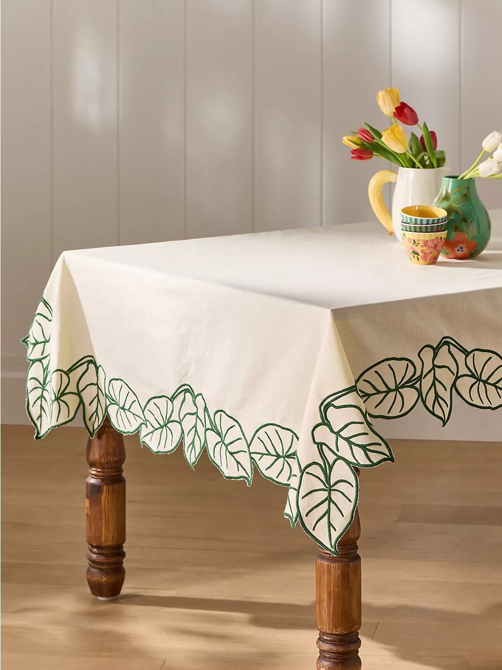 Anthropologie FARM RIO Cream Tablecloth with Green Leaf Border